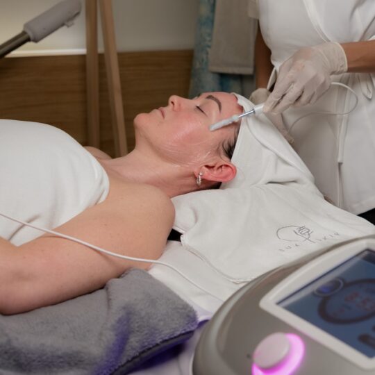 A&C Dual Action Ionto Therapy