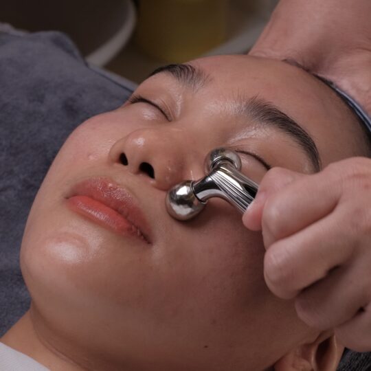 Refa Contour Eye Treatment